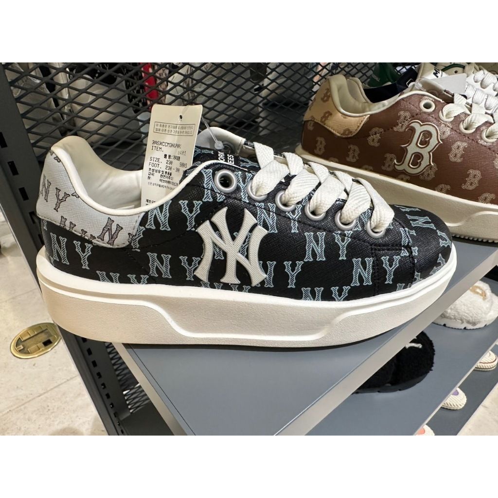 ☆送料・関税込☆MLB★Chunky Classic All-Over Monogram★ Giày Thể Thao MLB Chunky Classic All-Over Monogram New York