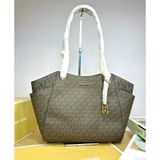  Túi Tote Michael Kors MK Jet Set Large Signature Logo Shoulder Bag Màu Nâu Logo 