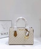  Túi Xách Michael Kors MK Sheila Small Satchel Màu Trắng Logo 
