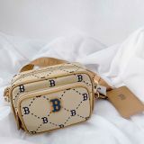  Túi Đeo Chéo MLB Monogram Boston RedSox Màu Nâu 7ACRMD45N-43BGS 