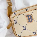 Túi Đeo Chéo MLB Monogram Boston RedSox Màu Nâu 7ACRMD45N-43BGS 