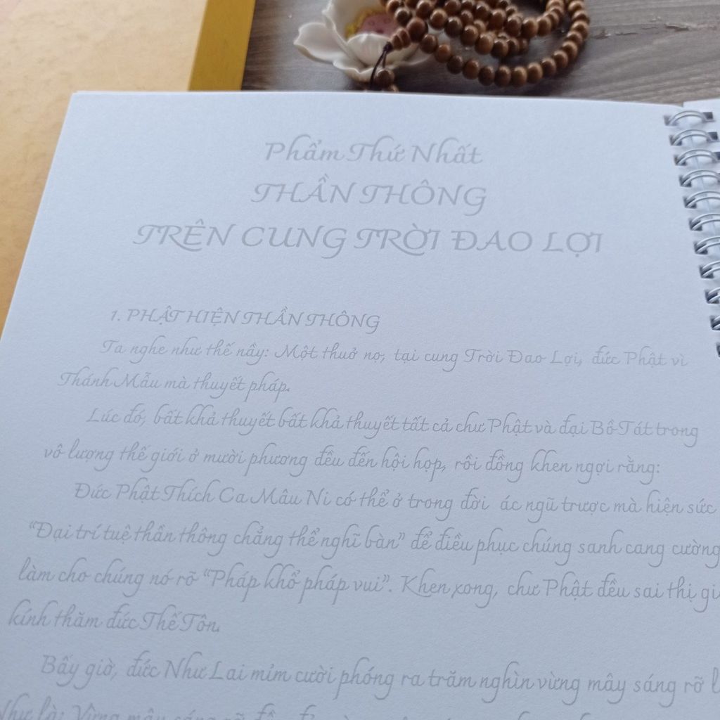 Sổ tay chép Kinh Chú Đại Bi in mờ