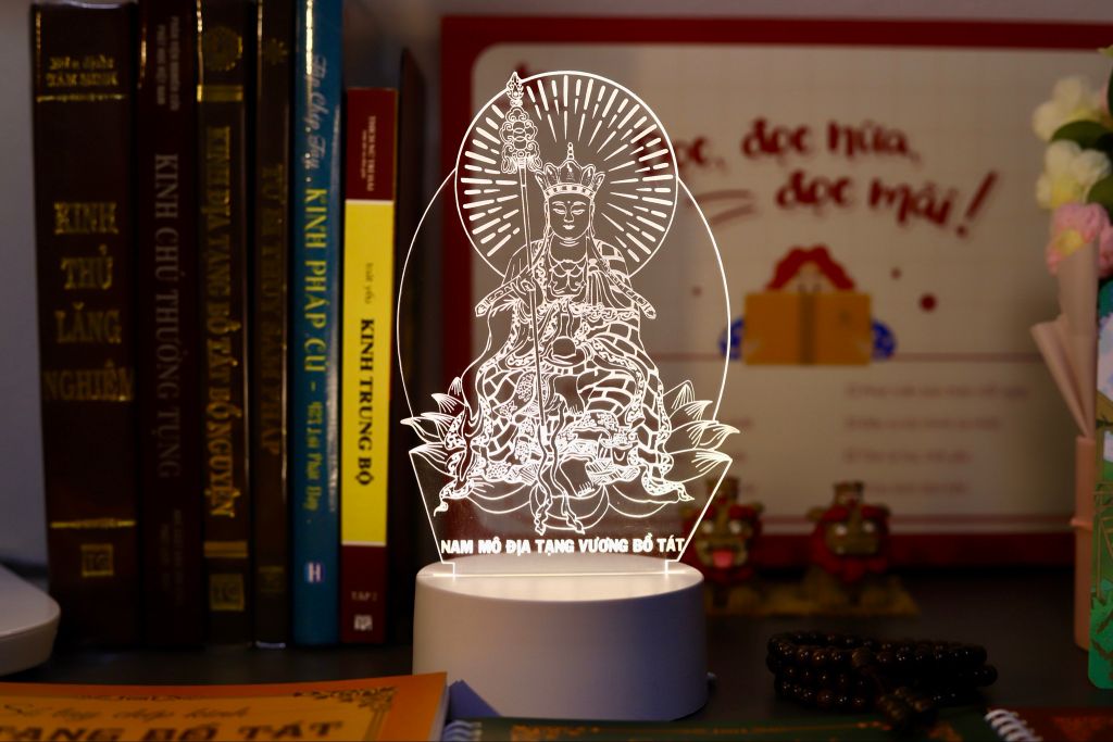 Đèn led khắc tượng Địa Tạng Vương Bồ Tát để bàn trang trí