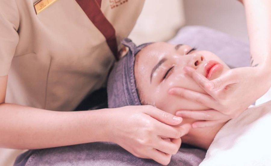  Chăm sóc da mặt chuyên sâu 