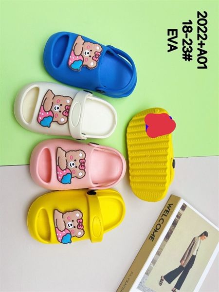  SANDAN SIÊU NHẸ EM BÉ KB 2022-A01 NHÍ GẤU ÔM DÂU 489 