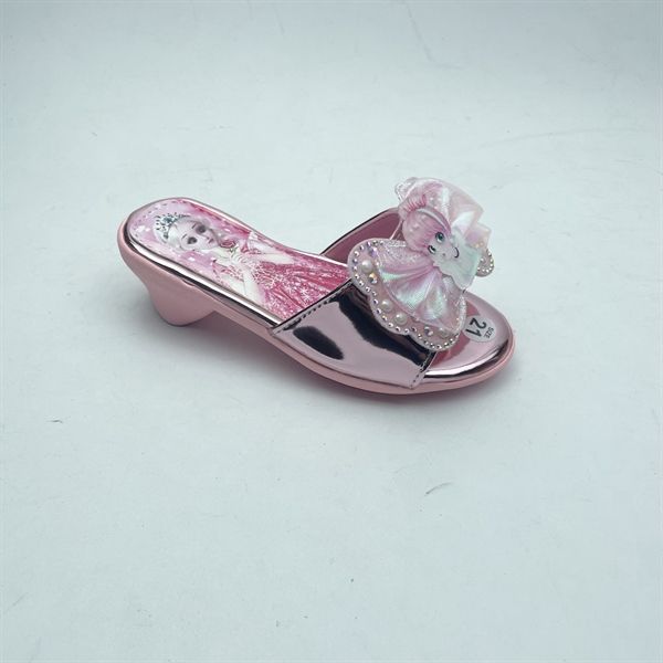  DÉP SI KA CÔNG CHÚA NƠ XOÀN 018 