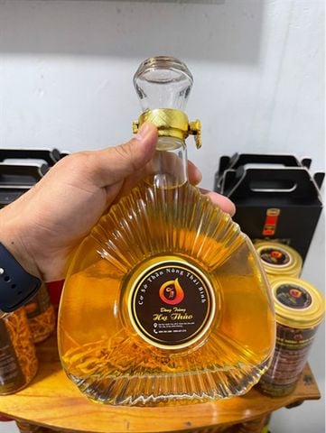  RƯỢU ĐÔNG TRÙNG HẠ THẢO 500ML 