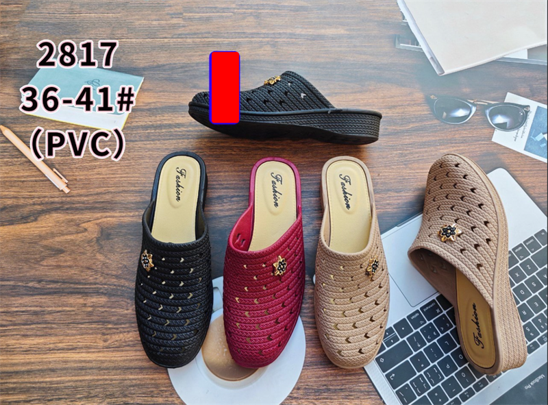  SỤC NHỰA NỮ KB 2817 BÔNG VÀNG ĐEN FASHION 489 