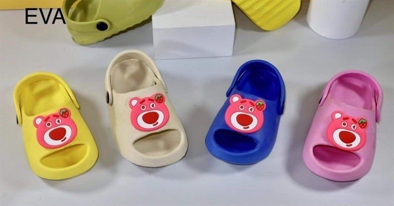  SANDAN SIÊU NHẸ EM BÉ KB 1180 TIỂU MẶT GẤU 039 