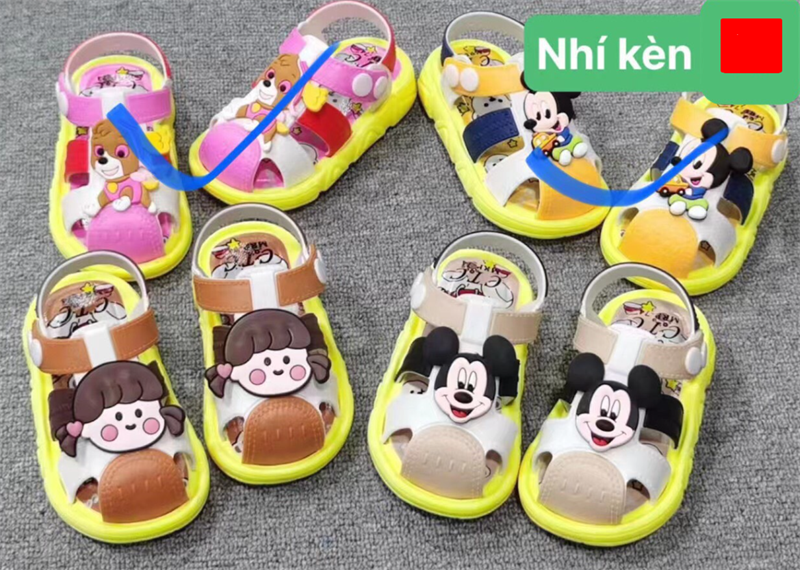 SANDAN NHỰA EM BÉ KB CÔ GÁI 099 
