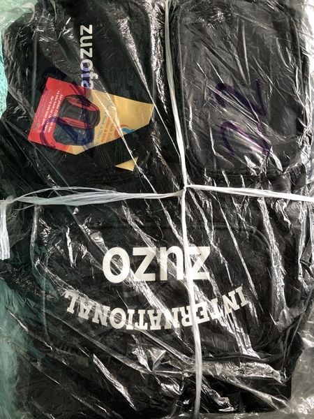  BALO DÙ NAM KC NẮP INTERNATIONAL ZUZO 195 