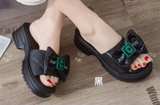  DÉP NHỰA KA 1981-A2 NƠ CHỮ C FASHION 545 