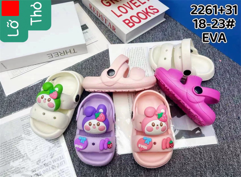  SANDAN SIÊU NHẸ EM BÉ KB 2261-31 GẤU DÂU NỔI 001 