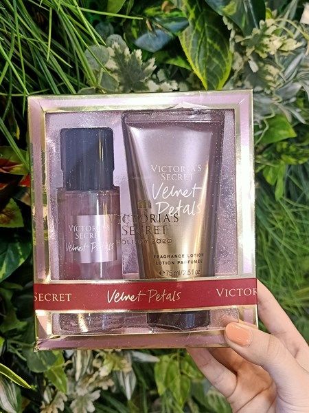 #VELVET PETALS - XỊT THƠM VICTORIA'S SECRET HOLIDAY 2020 75ML