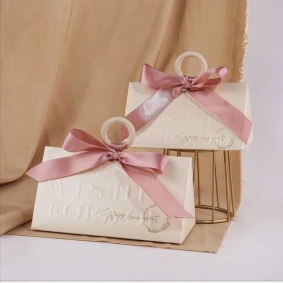 Túi Giấy Có Móc Gỗ Tam Giác Ngang Enjoy