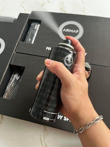 Xịt Thơm Body Club De Nuit Intense Armaf 200Ml