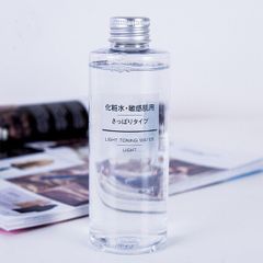 Toner Muji Nhật Bản Light Toning Water Moisture (03/2027)