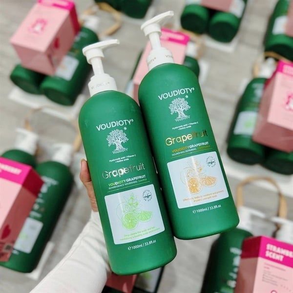 Dầu Gội Bưởi Biotin Voudioty Grapfruit (30/10/2027)