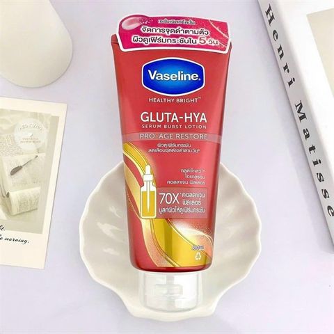 #Đỏ - Dưỡng Thể Vaseline Gluta Hya Pro-Age Restore 70X