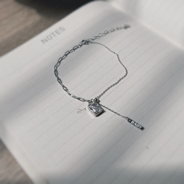  Lắc Tay Mặt Đá Hình Chữ Nhật Dây Rơi 