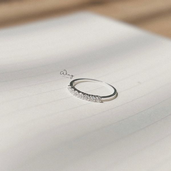  Nhẫn 7 Viên Đá Thân Mảnh (Chiếc) 