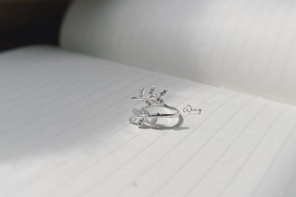  Nhẫn Lá Gắn Đá 5 Cánh Hai Bên Free Size (Chiếc) 