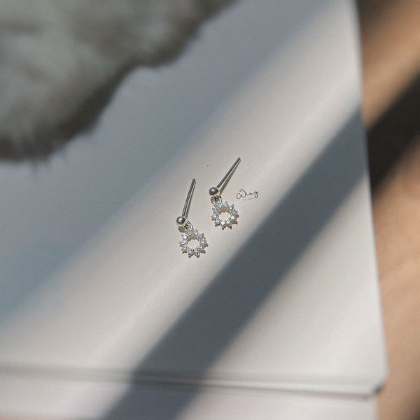  Khuyên Tai Dot Tròn Treo Mặt Trời (Đôi) 