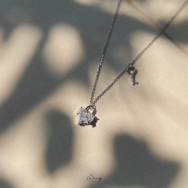  Dây Chuyền Mặt Khoá Tim 3 Viên Đá 