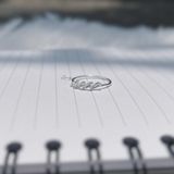  Nhẫn mặt 4 Viên Đá Vát Chéo Thân Trơn (Chiếc) 