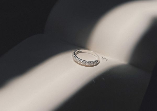  Nhẫn 3 Hàng Đá Cong Tròn Đơn Giản (Chiếc) 