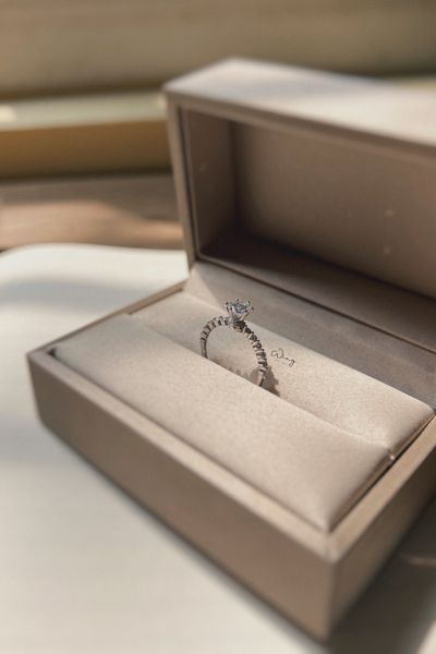  Nhẫn Bạc Ổ Đá Cao 6 Trấu Thân Mảnh Tiểu Thư (Chiếc) 