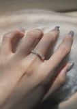  Nhẫn 1 Hàng Đá Dây Bạc Vát Chéo (Chiếc) 