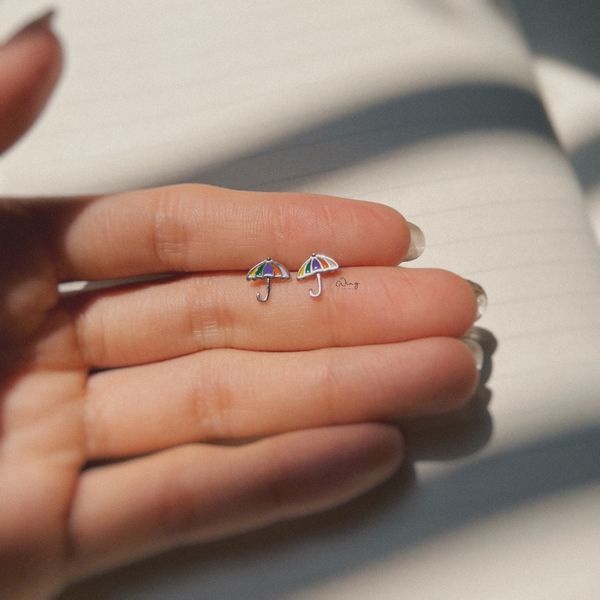  Khuyên Tai Hình Ô 7 Màu (Đôi) 