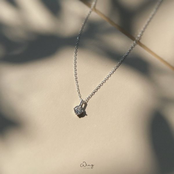  Dây Chuyền Mặt Đá Tròn Thanh Đơn Giản 