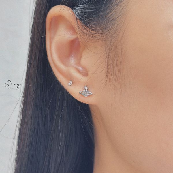  Khuyên Tai Sao Thổ Gắn Đá Chốt Vặn (Đôi) 