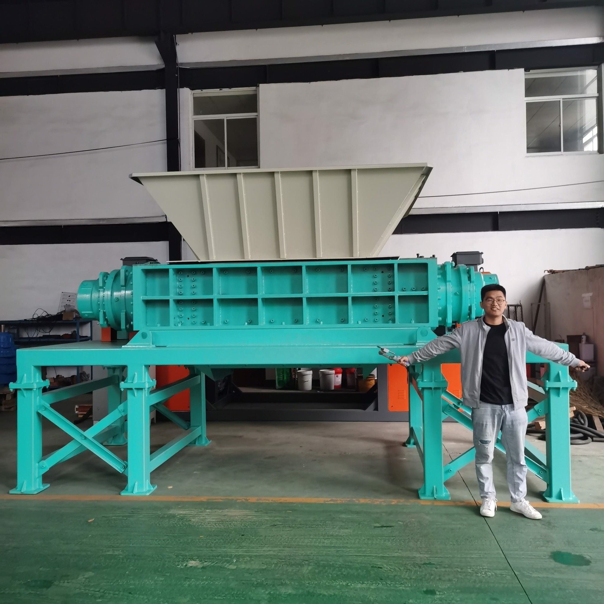 Máy Nghiền Thép Xe Hơi Bằng Nhôm Thùng Công Nghiệp Hai Trục Nặng Nhỏ ...