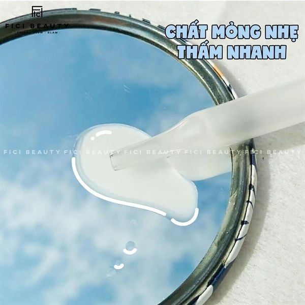Tinh Chất Tăng Cường Sáng Da Mờ Thâm Garnier Light Complete Vitamin C 30X Booster Serum 30ml