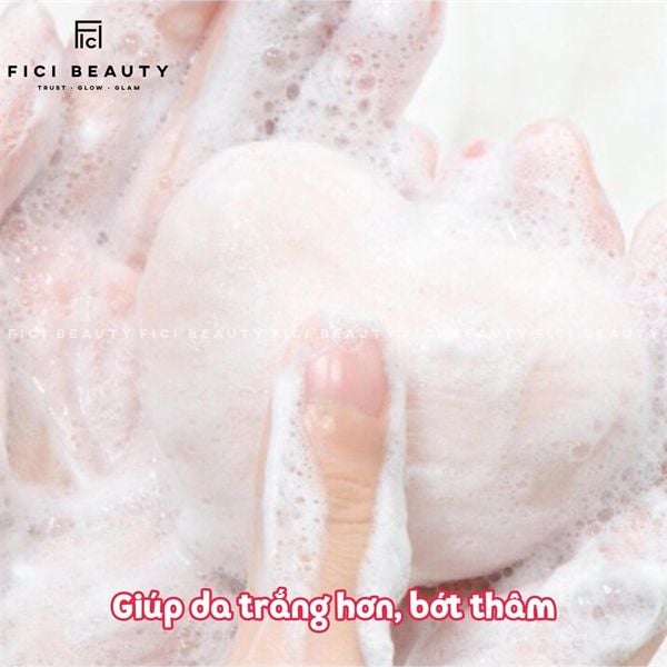 Xà Phòng Cải Thiện Thâm Mông, Làm Sáng Da Pelican Nhật Bản Hip Care Soap 80g