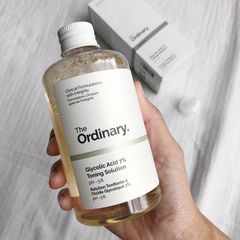 Nước Hoa Hồng Tẩy Tế Bào Chết, Dưỡng Sáng Đều Màu Da The Ordinary Glycolic Acid 7% Toning Solution 240ml