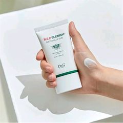 Kem Chống Nắng Cho Da Mụn Nhạy Cảm Dr.G R.E.D Blemish Soothing Up Sun SPF50+ PA++++ 20ml