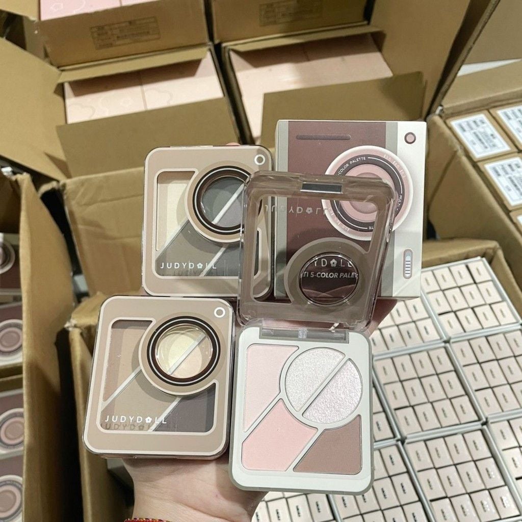 JUDYDOLL Bảng Tạo Khối Và Trang Điểm Mắt 5 Màu #S01