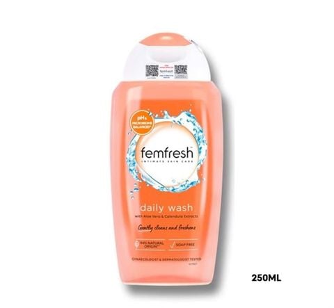 Dung Dịch Vệ Sinh Phụ Nữ Dưỡng Ẩm Cân Bằng Độ pH Femfresh Daily Intimate Wash 250ml