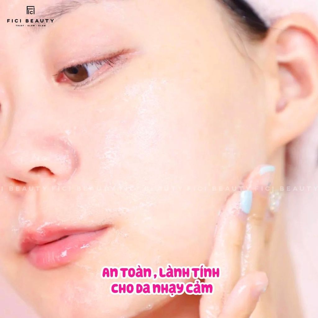 Sữa Rửa Mặt Làm Sạch Sâu Cho Da Nhạy Cảm Eucerin pH5 Facial Cleanser Sensitive Skin 400ml