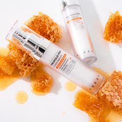 Tinh Chất IZEZE Propolis PBA Enrich Serum 30ml – Sáp Ong Tái Tạo & Phục Hồi Da Căng Bóng
