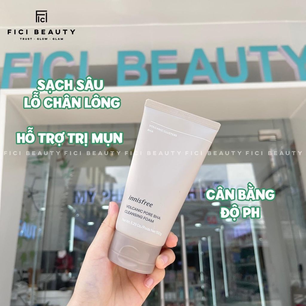 Sữa Rửa Mặt Se Khít Lỗ Chân Lông Innisfree Volcanic Pore BHA Cleansing Foam 150g