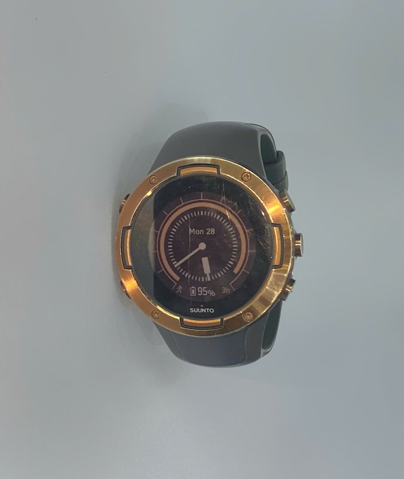  [ĐỒNG HỒ CŨ] SUUNTO 5 Graphite  (FULLBOX) ~  204610004141 - KHÔNG HỖ TRỢ TIẾNG VIỆT -  BẢO HÀNH 2 Tháng 