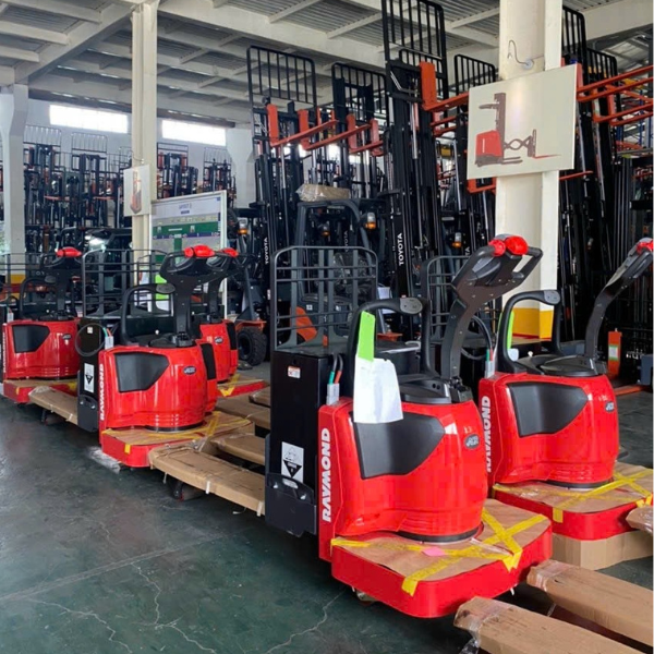 Xe nâng Raymond dùng 1 lần 2 pallet