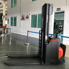 Xe nâng di chuyển BT – STACKER ( dùng cho pallet mở )