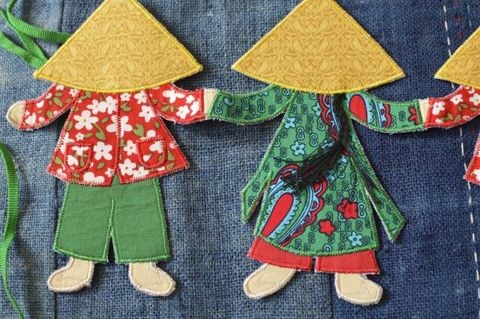 Dây nắm tay cô gái 10x18 cm