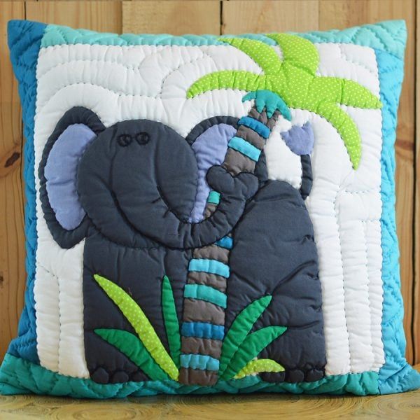 Gối hình voi 40x40cm